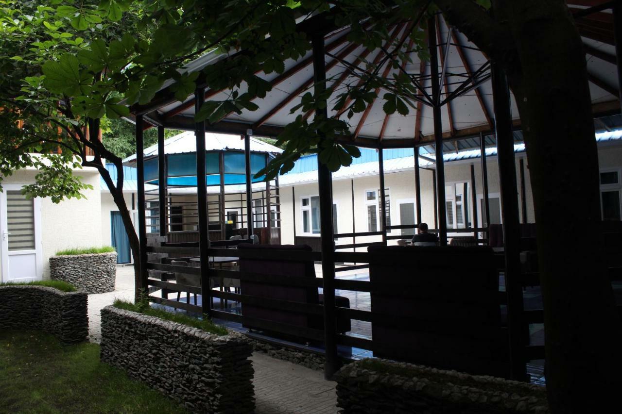Park Hostel Osh Dış mekan fotoğraf