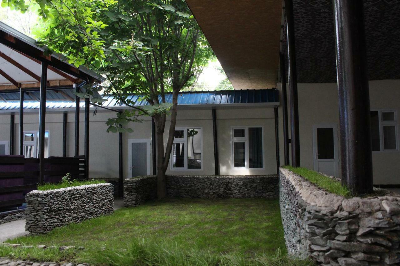 Park Hostel Osh Dış mekan fotoğraf